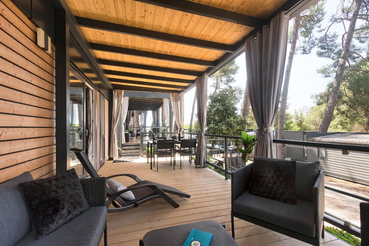 Total Escape Mobile Home Nera Camp Porton Biondi Rovinj Exterior photo