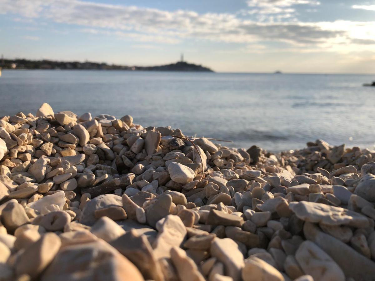 Total Escape Mobile Home Nera Camp Porton Biondi Rovinj Exterior photo